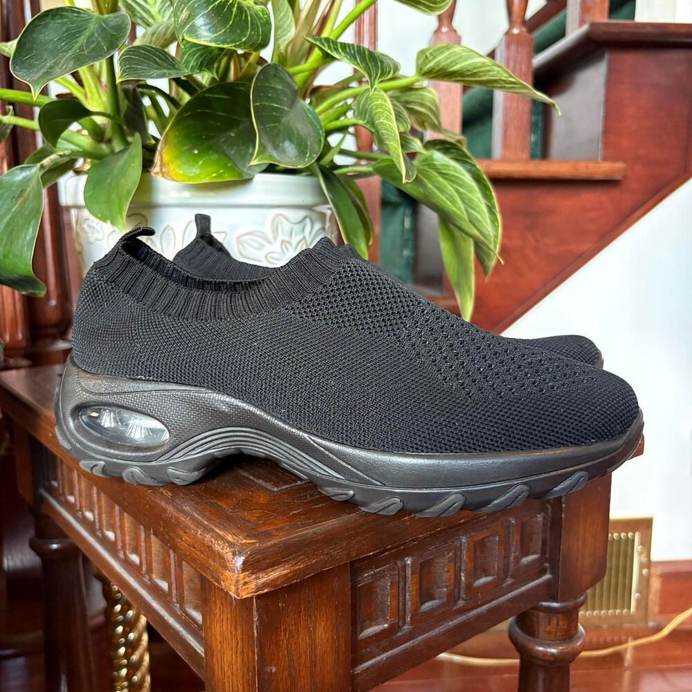 Jade Black Trainers Sneakers Soft Flex "Freaky Shoes" Womens 8 US